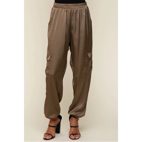 Gilli Other - GILLI Brown Satin Joggers Size Medium